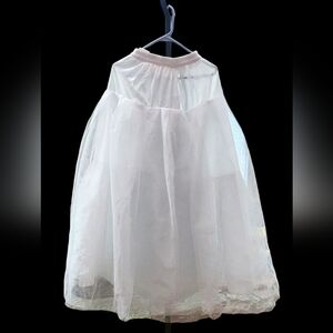 Petticoat Skirt in White